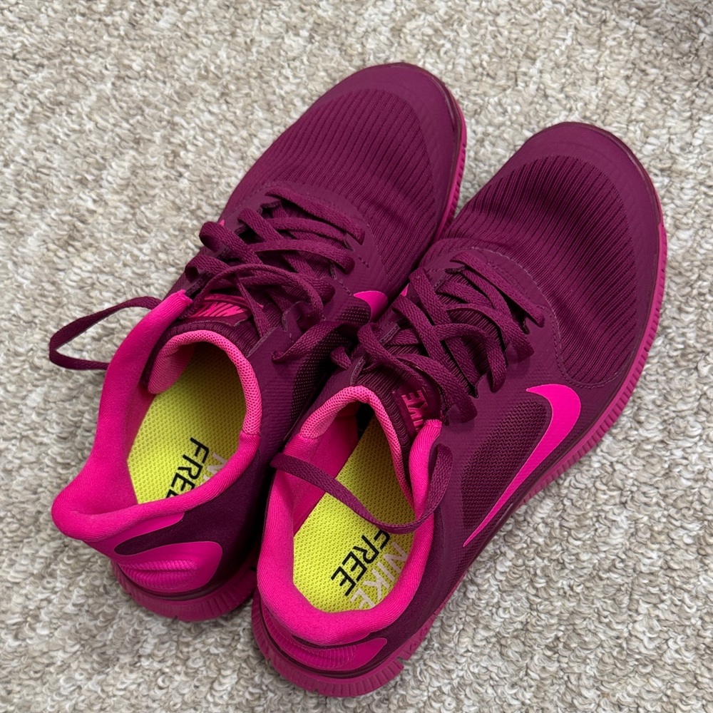 Nike Women's Berry and Pink Athletic Shoes
